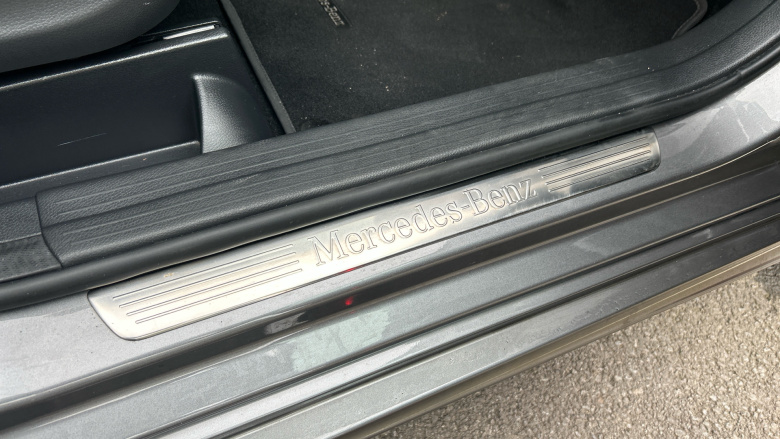 Mercedes-Benz B-Class B200 Exclusive Edition Plus 5dr Petrol Hatchback